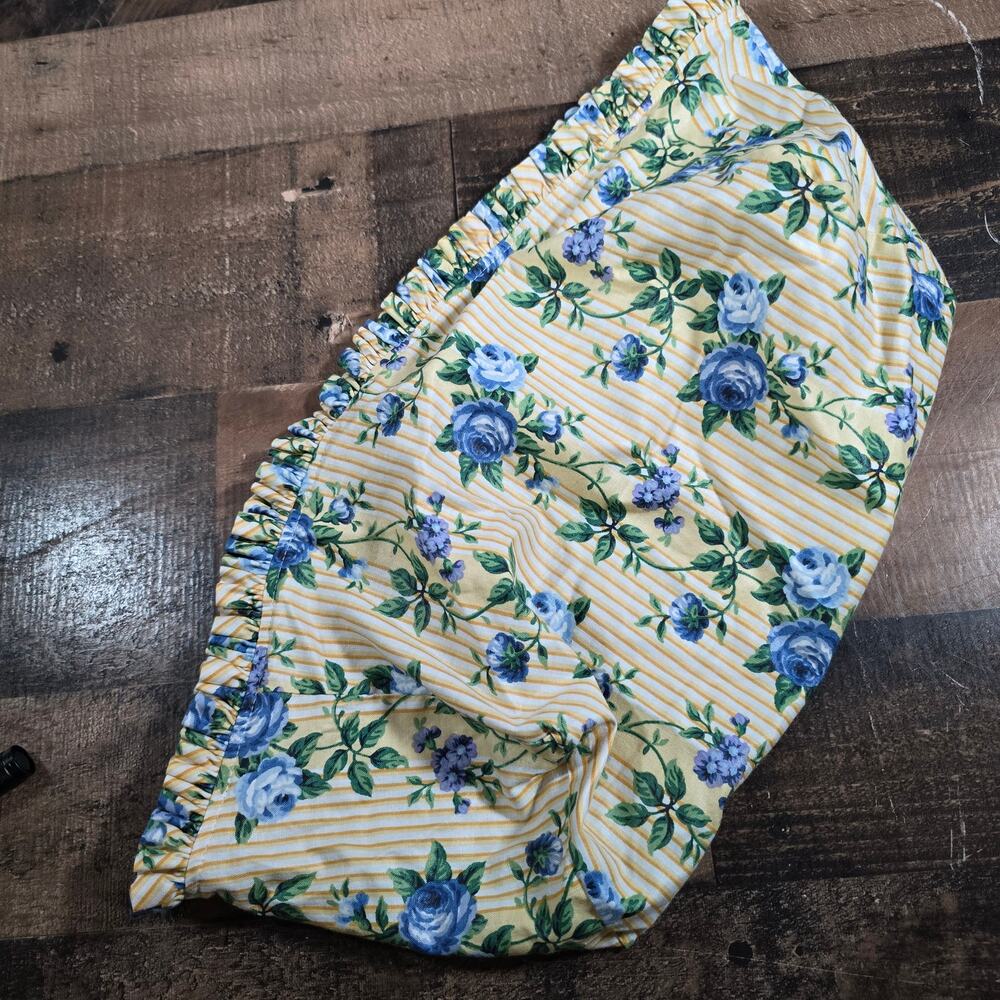 Longaberger Rose Trellis Basket Liner 12" L X 5" W X 5.5" T Blue Roses